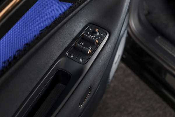 Lynk & Co 08 1.5 PHEV 349 PK More | 200km Elek. | S/K-Panodak | Elek. Stoel+Massage | Stoelverw.+Ventilatie | Matrix Led | Harman/Kardon | 360 Camera | Adapt. Cruise | NAV+App. Connect | LM 21" | 1023