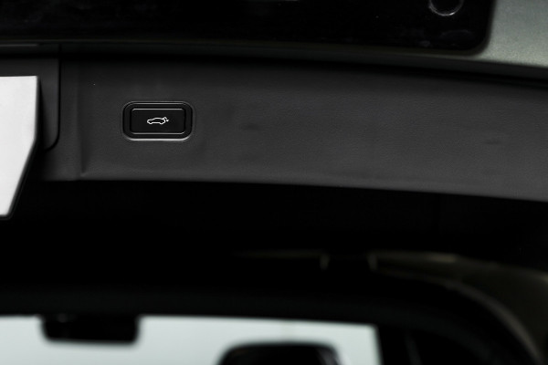 Lynk & Co 08 1.5 PHEV 349 PK More | 200km Elek. | S/K-Panodak | Elek. Stoel+Massage | Stoelverw.+Ventilatie | Matrix Led | Harman/Kardon | 360 Camera | Adapt. Cruise | NAV+App. Connect | LM 21" | 4146