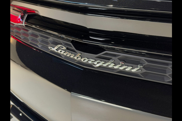 Lamborghini Urus SE|Pano|B&O|Ceramic|Hud|Massage|BTW|Fabrieksgarantie|Onderhoudscontract