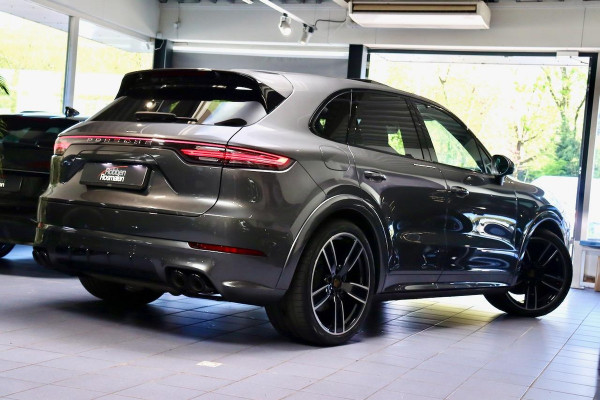 Porsche Cayenne 3.0 E-Hybrid|Sport-Design|18weg|PANO|Stoelventi
