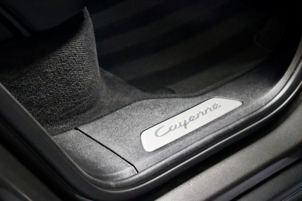Porsche Cayenne 3.0 E-Hybrid|Sport-Design|18weg|PANO|Stoelventi