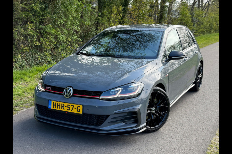 Volkswagen Golf 2.0 TSI GTI TCR | Akrapovic | Keyless | Camera |