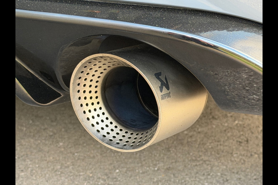 Volkswagen Golf 2.0 TSI GTI TCR | Akrapovic | Keyless | Camera |