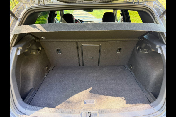 Volkswagen Golf 2.0 TSI GTI TCR | Akrapovic | Keyless | Camera |