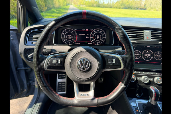 Volkswagen Golf 2.0 TSI GTI TCR | Akrapovic | Keyless | Camera |