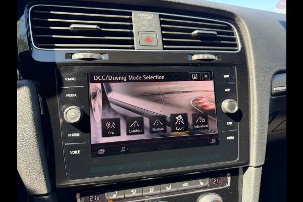 Volkswagen Golf 2.0 TSI GTI TCR | Akrapovic | Keyless | Camera |