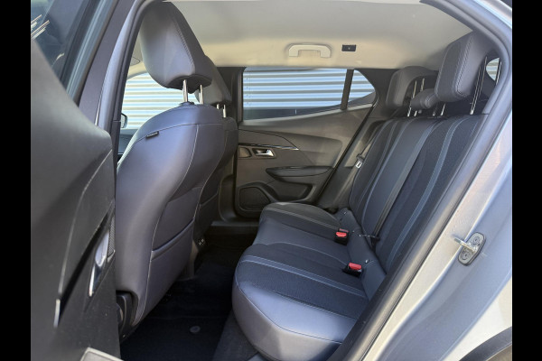 Peugeot 2008 1.2 PureTech Blue Lease Allure 2e Eigenaar|Navi|Camera|D-riem v.v. in 2026|Clima|Cruise|Carplay|APK tot 02-2028