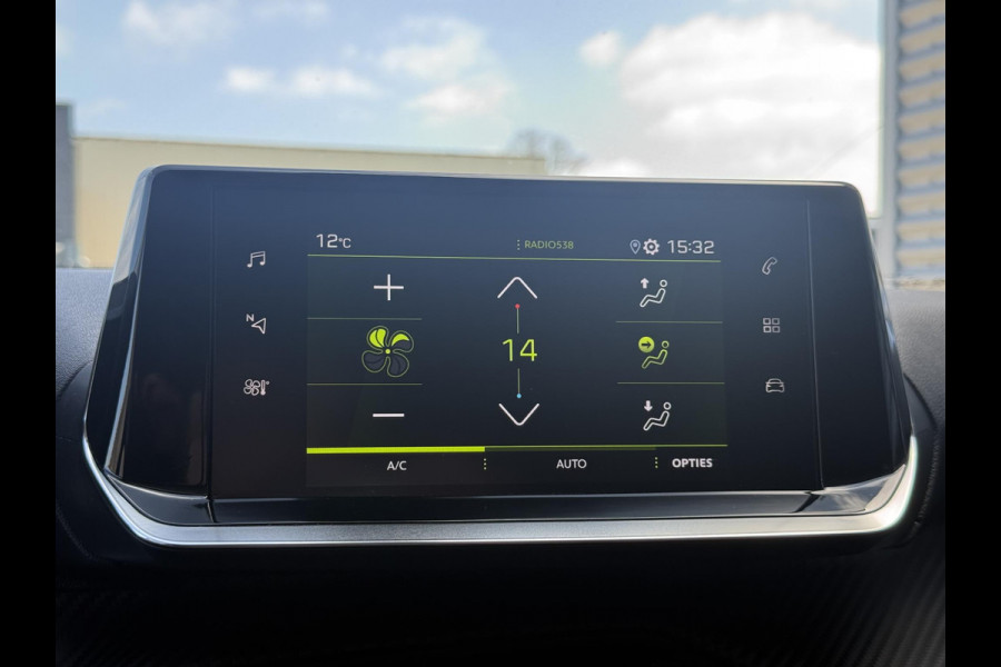 Peugeot 2008 1.2 PureTech Blue Lease Allure 2e Eigenaar|Navi|Camera|D-riem v.v. in 2026|Clima|Cruise|Carplay|APK tot 02-2028