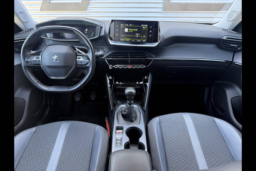 Peugeot 2008 1.2 PureTech Blue Lease Allure 2e Eigenaar|Navi|Camera|D-riem v.v. in 2026|Clima|Cruise|Carplay|APK tot 02-2028