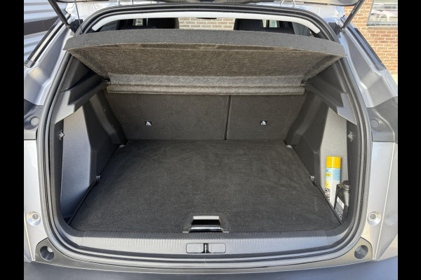 Peugeot 2008 1.2 PureTech Blue Lease Allure 2e Eigenaar|Navi|Camera|D-riem v.v. in 2026|Clima|Cruise|Carplay|APK tot 02-2028