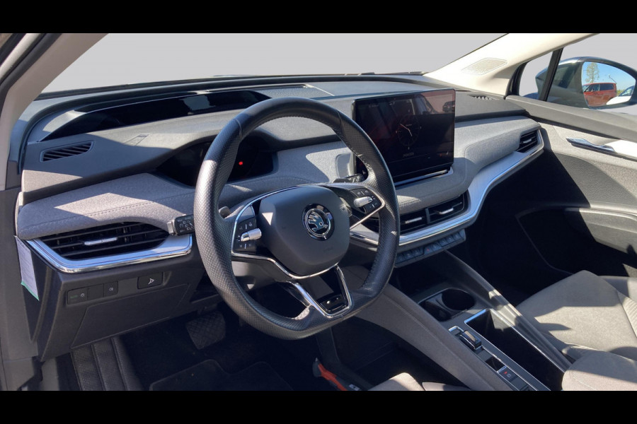 Škoda ENYAQ iV 80 Sport / Panoramadak / Warmtepomp / Trekhaak