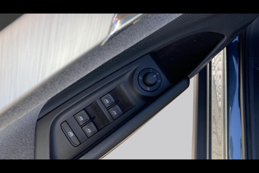 Škoda ENYAQ iV 80 Sport / Panoramadak / Warmtepomp / Trekhaak