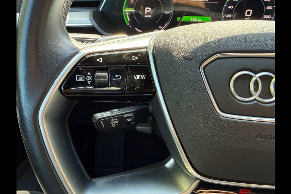 Audi e-tron 50 quattro S edition 71 kWh l S-Line l Trekhaak l Carplay l Xenon l Climate l 360 Camera l ACC l Lane Assist l VDOH l