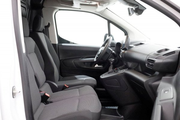 Citroën Berlingo 1.2 PureTech 110pk Benzine Airco/Navi/Camera/3 Persoons 07-2024