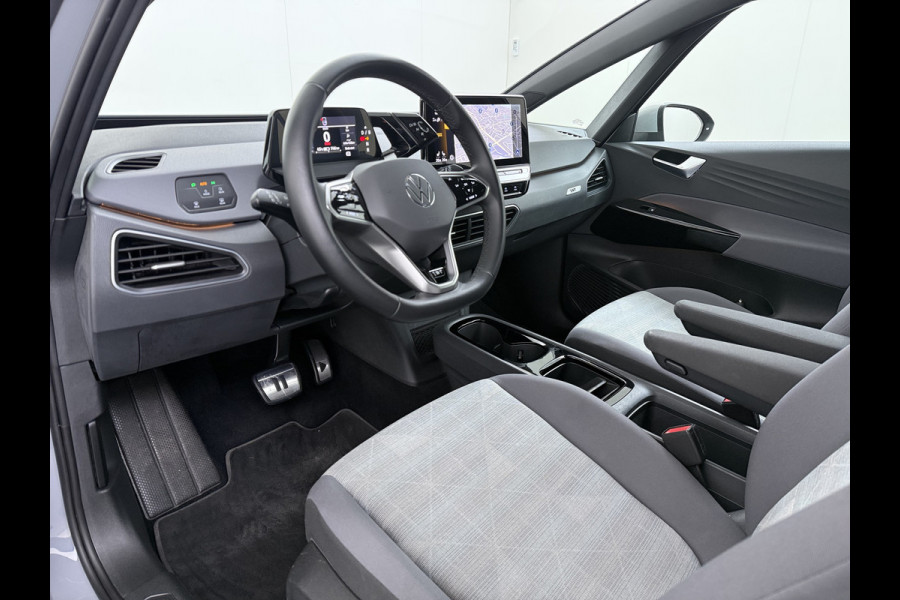 Volkswagen ID.3 First 58kWh SOH 94% Trekhaak Adap.Cruise AppConnect Navi Stoelverw. Pdc Dab Aut.Verlichting Bluetooth Ecc Isofix Led Elek.Ramen Verwarmbare Spiegels Org.NL-auto!