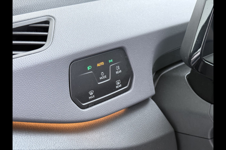 Volkswagen ID.3 First 58kWh SOH 94% Trekhaak Adap.Cruise AppConnect Navi Stoelverw. Pdc Dab Aut.Verlichting Bluetooth Ecc Isofix Led Elek.Ramen Verwarmbare Spiegels Org.NL-auto!