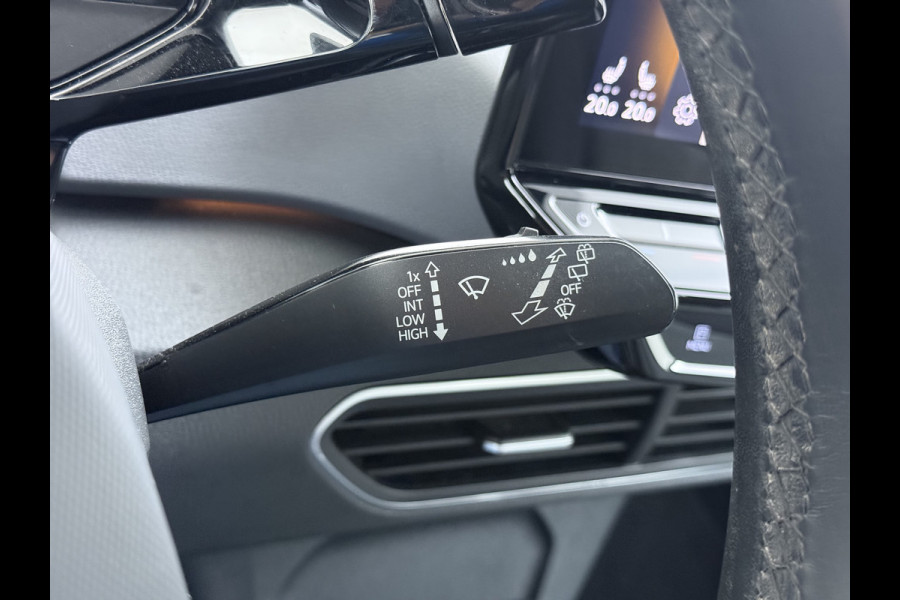 Volkswagen ID.3 First 58kWh SOH 94% Trekhaak Adap.Cruise AppConnect Navi Stoelverw. Pdc Dab Aut.Verlichting Bluetooth Ecc Isofix Led Elek.Ramen Verwarmbare Spiegels Org.NL-auto!