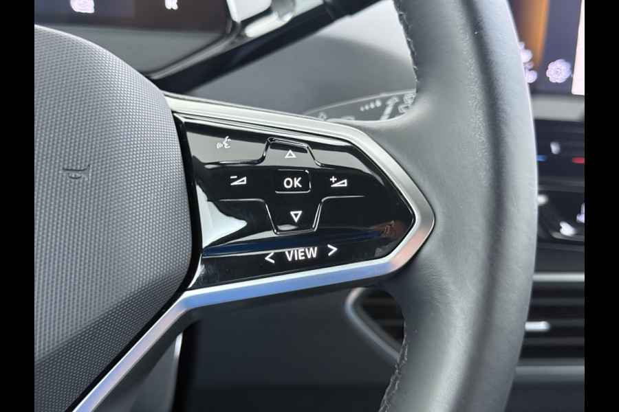 Volkswagen ID.3 First 58kWh SOH 94% Trekhaak Adap.Cruise AppConnect Navi Stoelverw. Pdc Dab Aut.Verlichting Bluetooth Ecc Isofix Led Elek.Ramen Verwarmbare Spiegels Org.NL-auto!