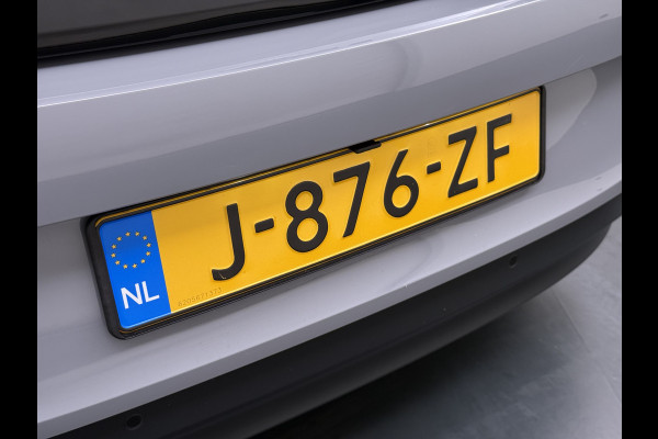 Volkswagen ID.3 First 58kWh SOH 94% Trekhaak Adap.Cruise AppConnect Navi Stoelverw. Pdc Dab Aut.Verlichting Bluetooth Ecc Isofix Led Elek.Ramen Verwarmbare Spiegels Org.NL-auto!