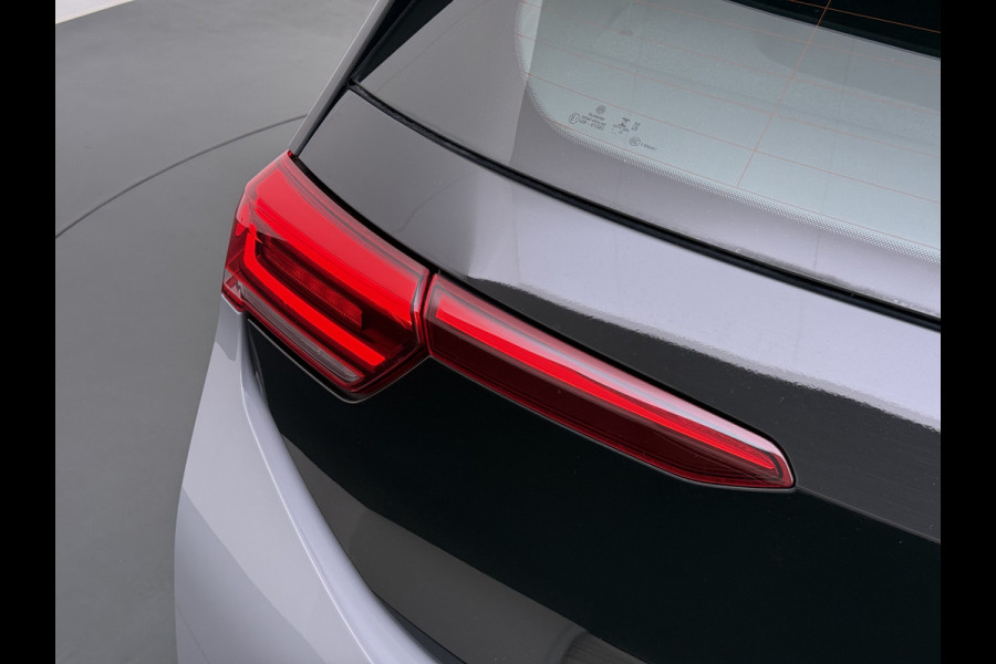 Volkswagen ID.3 First 58kWh SOH 94% Trekhaak Adap.Cruise AppConnect Navi Stoelverw. Pdc Dab Aut.Verlichting Bluetooth Ecc Isofix Led Elek.Ramen Verwarmbare Spiegels Org.NL-auto!