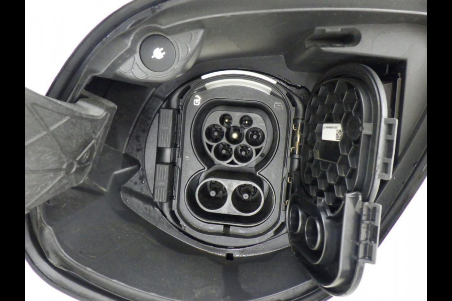 Mercedes-Benz EVITO TOURER PRO L2 90 kWh | 25.000 Km | SOH 95,5% | 9 Zitplaatsen | WORDT VERWACHT!