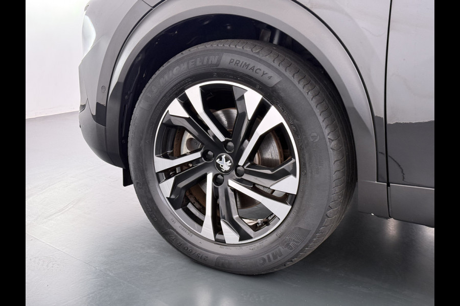 Peugeot e-2008 GT-Line EV50kWh Soh 93% 360Camera Navi Apple Carplay Android Ecc Cruise Control Keyless 1/2Leer Pdc DAB+ Bluetooth Led Connected services Verkeersbord detectie Usb PrivacyGlass 17''LM Regensensor Led Verkeersbord detectie