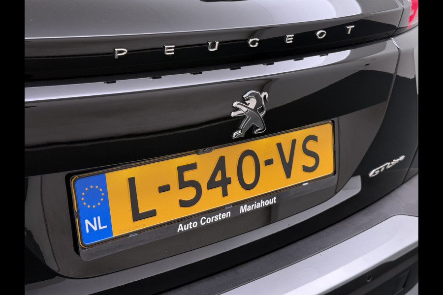 Peugeot e-2008 GT-Line EV50kWh Soh 93% 360Camera Navi Apple Carplay Android Ecc Cruise Control Keyless 1/2Leer Pdc DAB+ Bluetooth Led Connected services Verkeersbord detectie Usb PrivacyGlass 17''LM Regensensor Led Verkeersbord detectie