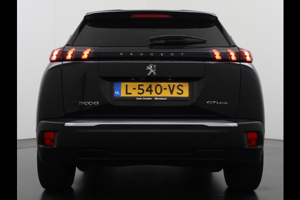 Peugeot e-2008 GT-Line EV50kWh Soh 93% 360Camera Navi Apple Carplay Android Ecc Cruise Control Keyless 1/2Leer Pdc DAB+ Bluetooth Led Connected services Verkeersbord detectie Usb PrivacyGlass 17''LM Regensensor Led Verkeersbord detectie
