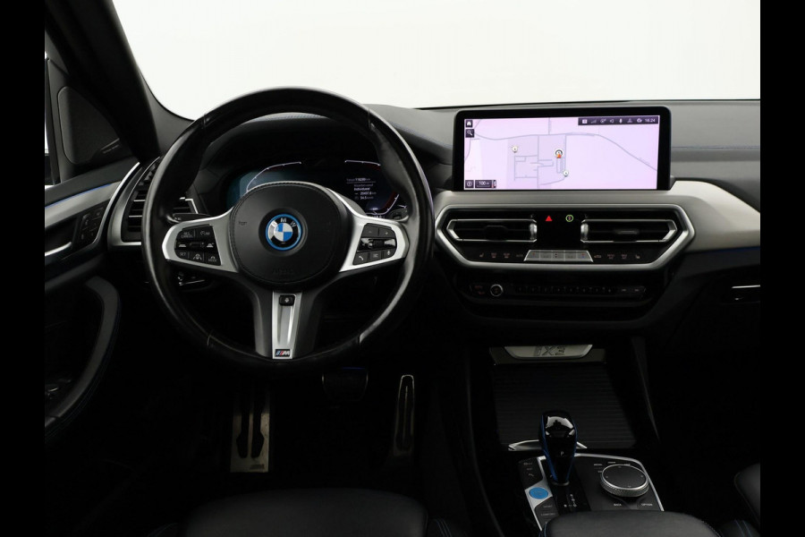BMW iX3 M-SPORT HIGH EXECUTIVE 80 kWh + TREKHAAK | HEAD-UP | 360 CAMERA | PANORAMA | STUURVERWARMING