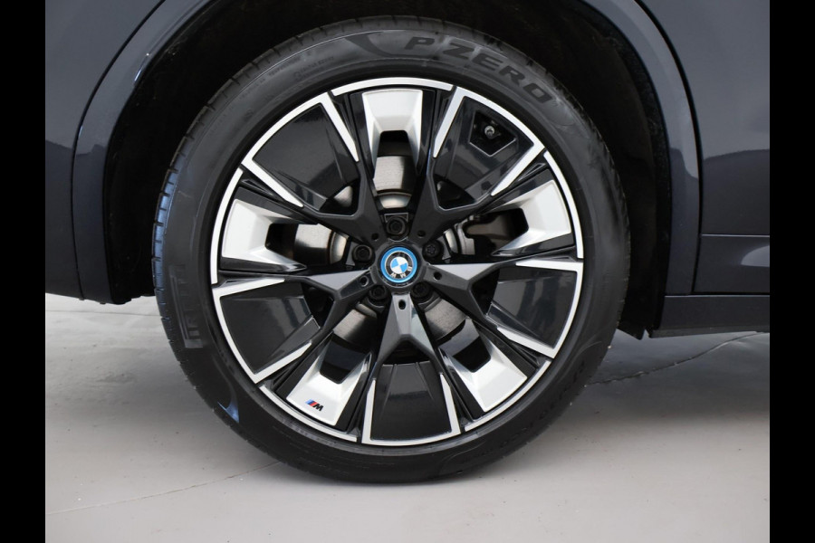BMW iX3 M-SPORT HIGH EXECUTIVE 80 kWh + TREKHAAK | HEAD-UP | 360 CAMERA | PANORAMA | STUURVERWARMING