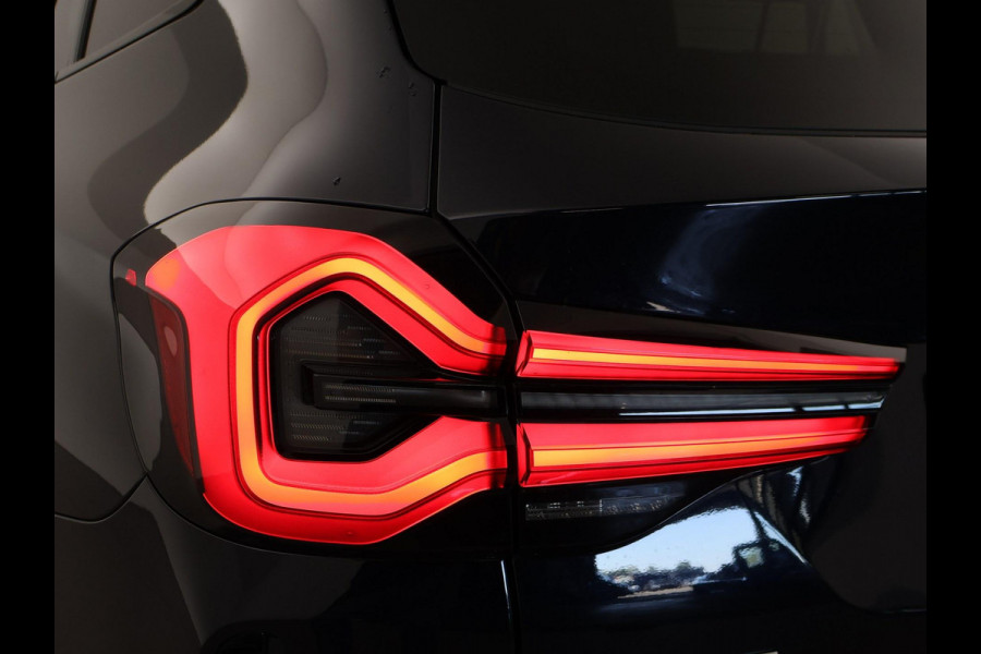 BMW iX3 M-SPORT HIGH EXECUTIVE 80 kWh + TREKHAAK | HEAD-UP | 360 CAMERA | PANORAMA | STUURVERWARMING