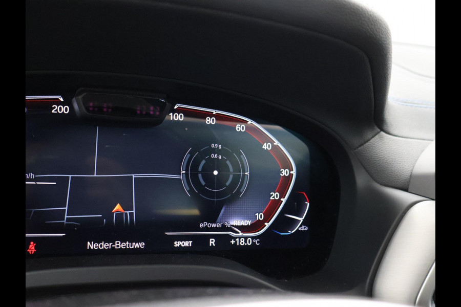 BMW iX3 M-SPORT HIGH EXECUTIVE 80 kWh + TREKHAAK | HEAD-UP | 360 CAMERA | PANORAMA | STUURVERWARMING