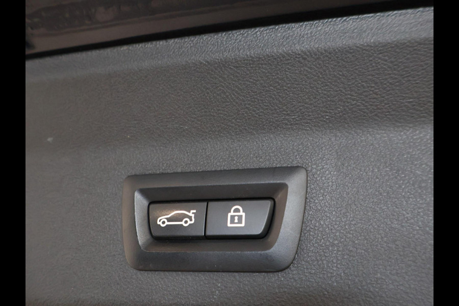 BMW iX3 M-SPORT HIGH EXECUTIVE 80 kWh + TREKHAAK | HEAD-UP | 360 CAMERA | PANORAMA | STUURVERWARMING