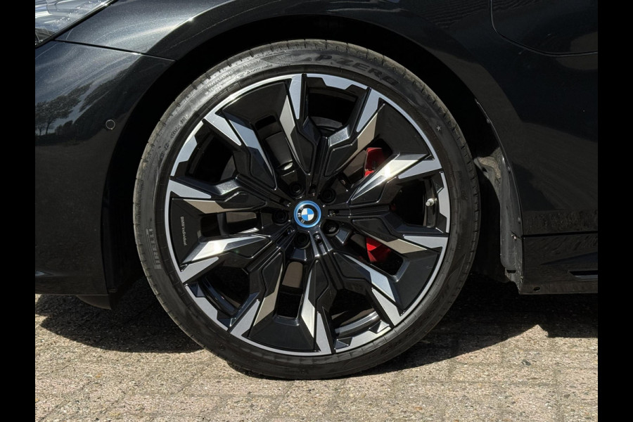 BMW 5 Serie 530e M SPORT PRO | STOELVENTILATIE | PANORAMA | HARMAN KARDON | COMFORTPACK | 21 INCH |