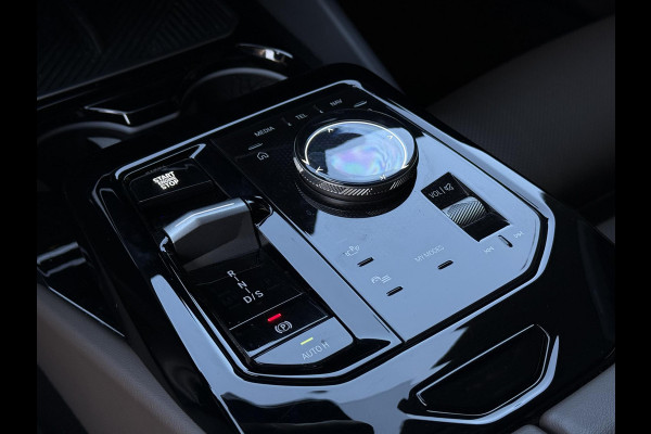 BMW 5 Serie 530e M SPORT PRO | STOELVENTILATIE | PANORAMA | HARMAN KARDON | COMFORTPACK | 21 INCH |