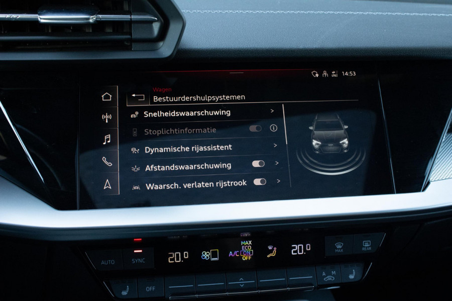 Audi A3 Sportback 40 TFSIe Sline Pano Maxton Diffuser Matrix Camera Sfeerverlichting