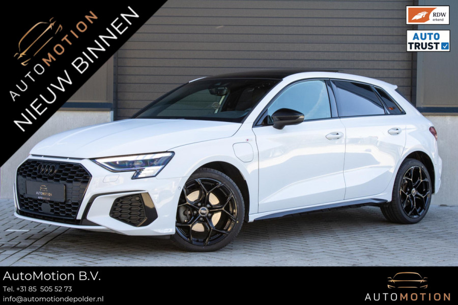 Audi A3 Sportback 40 TFSIe Sline Pano Maxton Diffuser Matrix Camera Sfeerverlichting