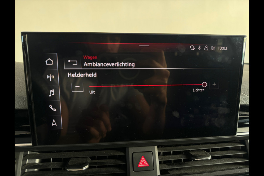 Audi A4 AVANT 40 TFSI quattro S Line Pano|Trekhaak|Sfeer|Lane