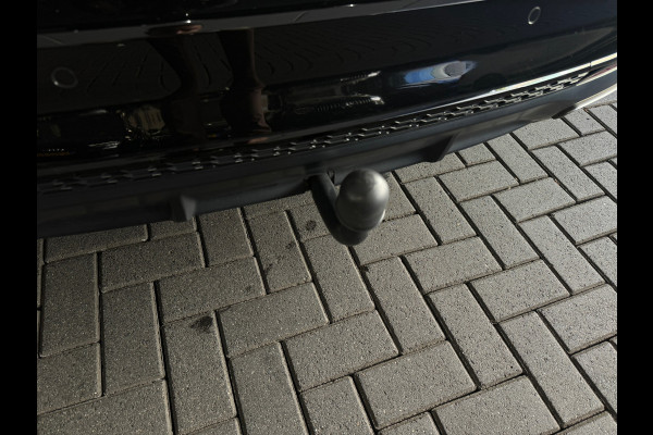 Audi A4 AVANT 40 TFSI quattro S Line Pano|Trekhaak|Sfeer|Lane