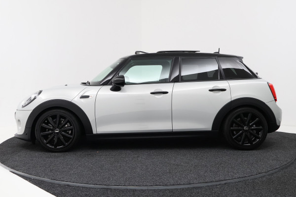 MINI Mini 1.5 Cooper Chili (PANORAMADAK, CAMERA, STOELVERWARMING, H/K AUDIO, DEALER ONDERHOUDEN)