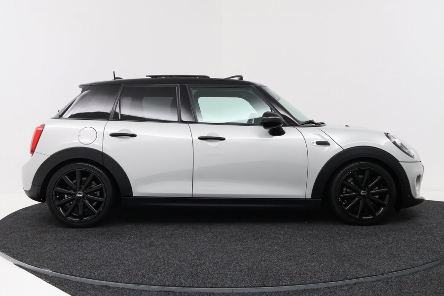 MINI Mini 1.5 Cooper Chili (PANORAMADAK, CAMERA, STOELVERWARMING, H/K AUDIO, DEALER ONDERHOUDEN)