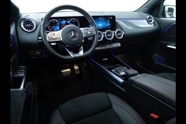 Mercedes-Benz B-Klasse 250 e AMG Line | Elec. Trekhaak | Elec. achterklep | Cruise | Camera | Stoelverwarming | Navigatie | App. connect | Sfeerverlichting