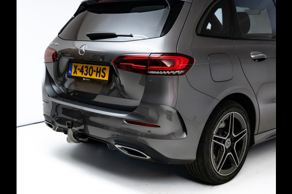Mercedes-Benz B-Klasse 250 e AMG Line | Elec. Trekhaak | Elec. achterklep | Cruise | Camera | Stoelverwarming | Navigatie | App. connect | Sfeerverlichting