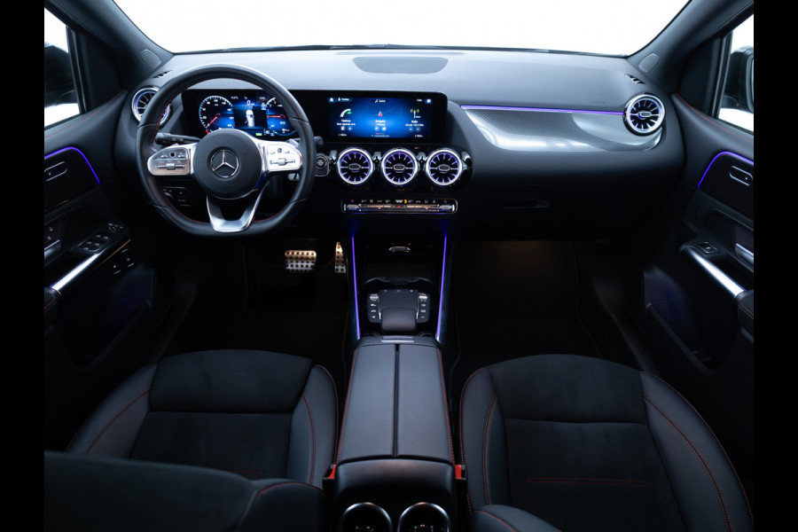 Mercedes-Benz B-Klasse 250 e AMG Line | Elec. Trekhaak | Elec. achterklep | Cruise | Camera | Stoelverwarming | Navigatie | App. connect | Sfeerverlichting