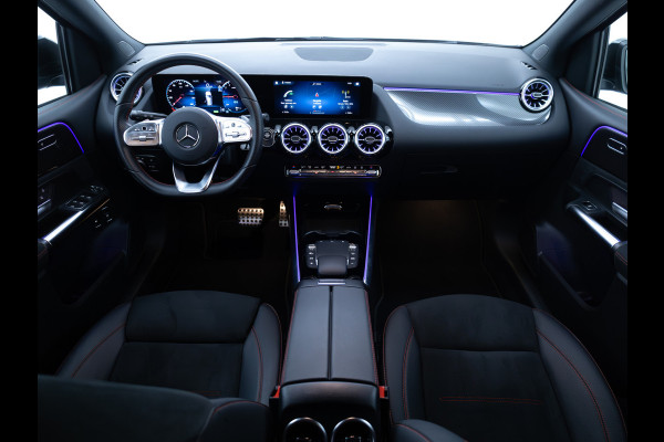 Mercedes-Benz B-Klasse 250 e AMG Line | Elec. Trekhaak | Elec. achterklep | Cruise | Camera | Stoelverwarming | Navigatie | App. connect | Sfeerverlichting