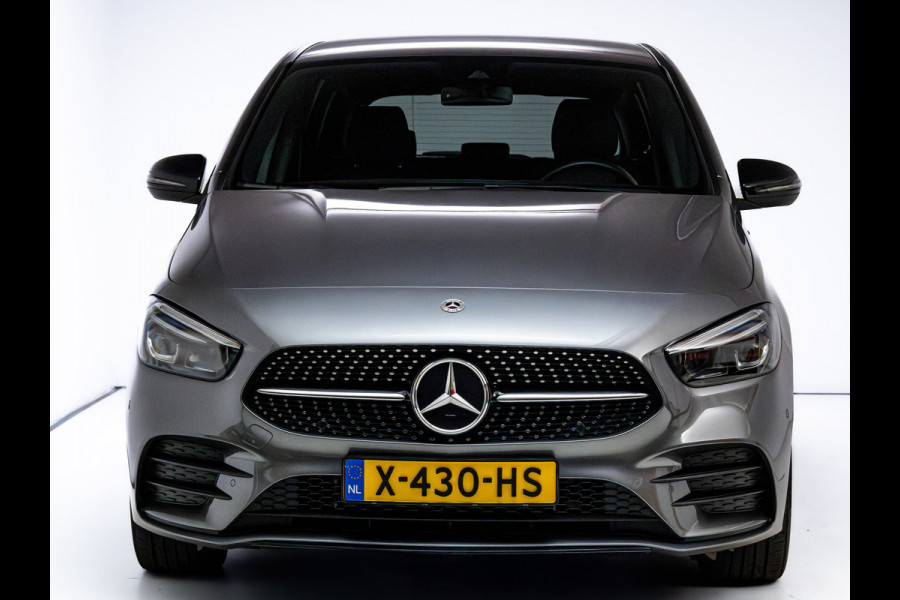 Mercedes-Benz B-Klasse 250 e AMG Line | Elec. Trekhaak | Elec. achterklep | Cruise | Camera | Stoelverwarming | Navigatie | App. connect | Sfeerverlichting