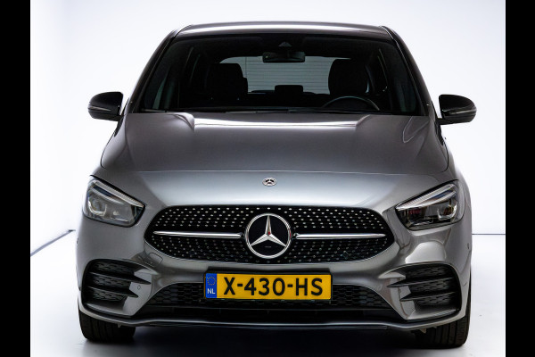 Mercedes-Benz B-Klasse 250 e AMG Line | Elec. Trekhaak | Elec. achterklep | Cruise | Camera | Stoelverwarming | Navigatie | App. connect | Sfeerverlichting
