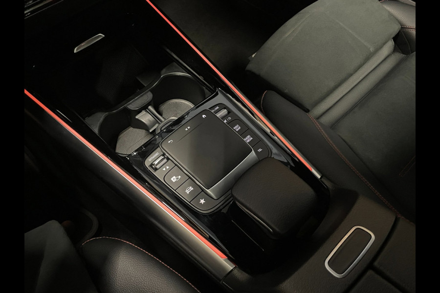 Mercedes-Benz EQA 250 Business Solution AMG 67 kWh|97% SOH|DIGITAL COCKPIT|CARPLAY|CAMERA|STOELVERWARMING|1/2 LEDER|NAP|NL-AUTO|