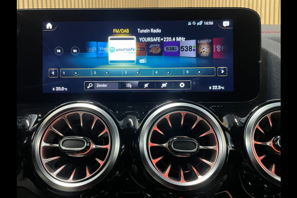 Mercedes-Benz EQA 250 Business Solution AMG 67 kWh|97% SOH|DIGITAL COCKPIT|CARPLAY|CAMERA|STOELVERWARMING|1/2 LEDER|NAP|NL-AUTO|