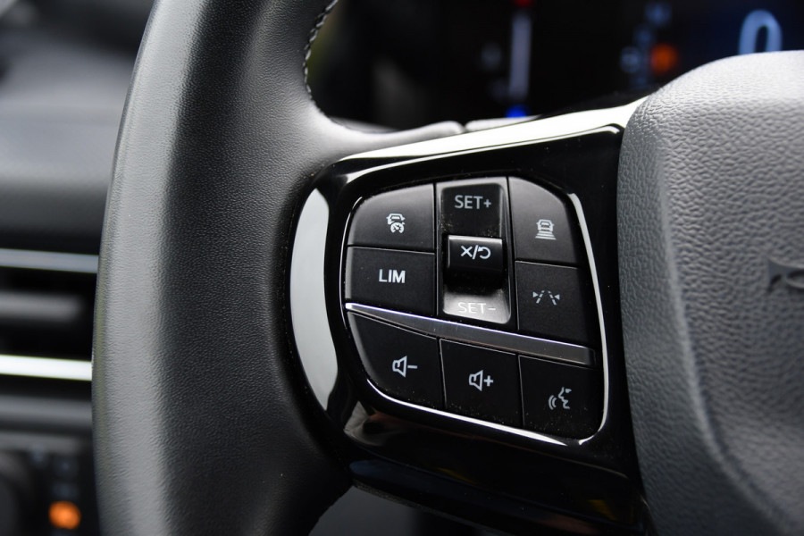 Ford Transit Custom 300 2.0 TDCI L1H1 Limited PB Edition Adaptieve Cruise, Camera, Carplay, LED, Stoelverwarming, 170pk, Automaat, Sensoren, Trekhaak, Sensoren, Uniek!